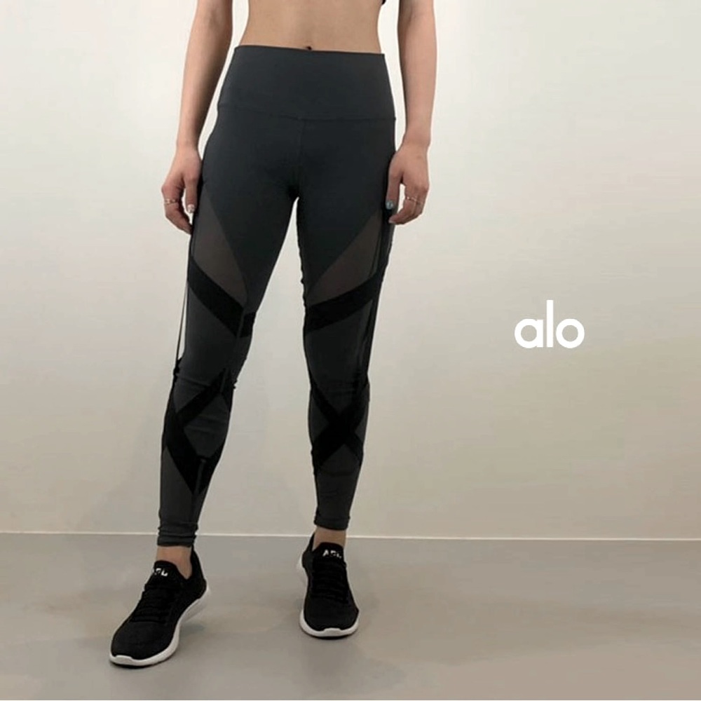 Alo Yoga High Waisted Bandage Legging
